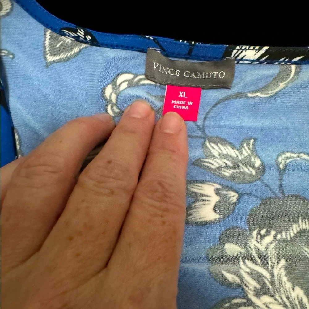 NWT Vince Camuto Wrap Dress - Picture 5 of 10